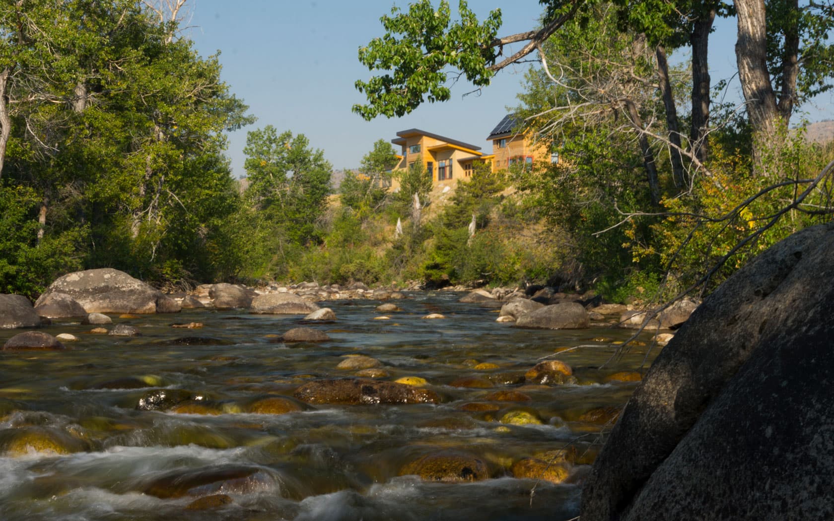 eco-friendly-home-montana